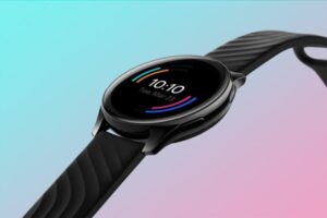 OnePlus Watch доступна функция Always-on Display