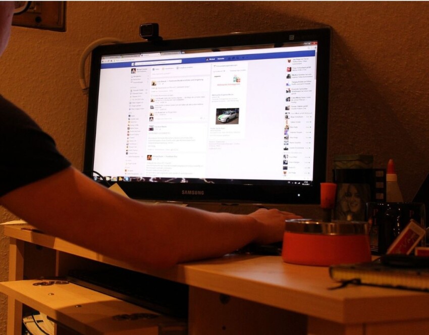 delete facebook account